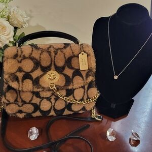 NWOT Jennifer Lopez X Coach Bag With Coach Tea Rose Necklace